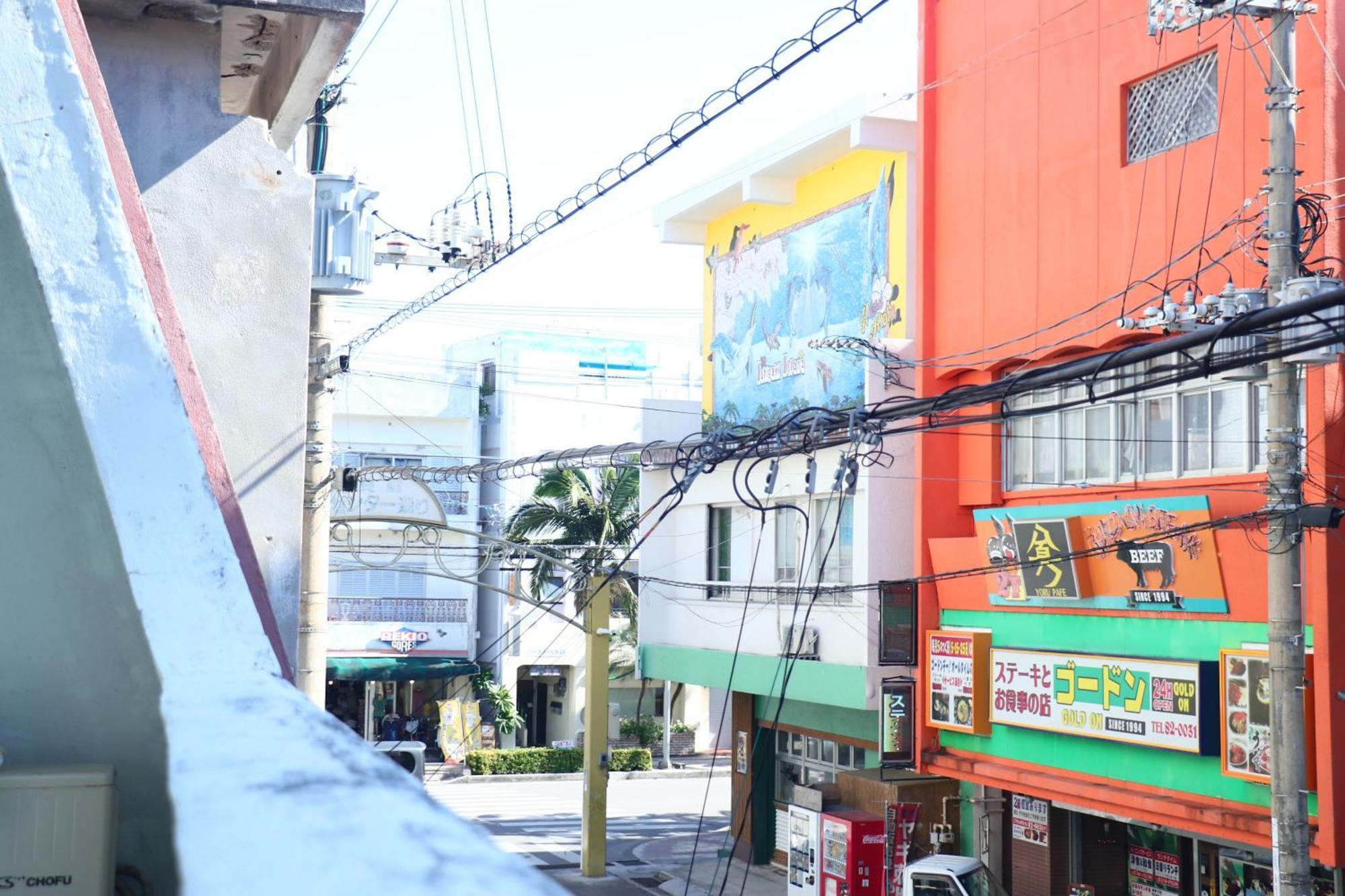 美崎の宿　バーローン Ishigaki  Exterior photo